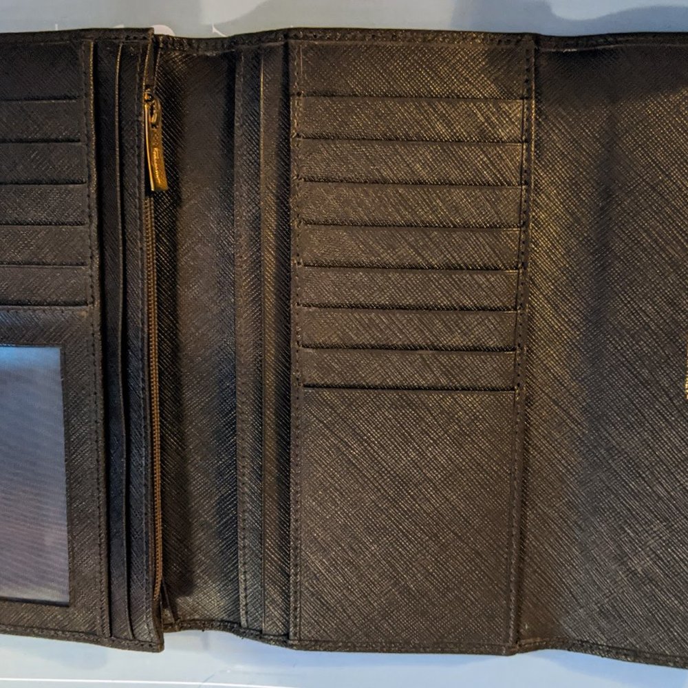 Salvatore Ferragamo Vara Bow Wallet - Picture 4 of 5